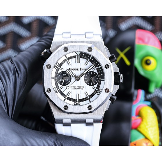 爱彼 AP 皇家橡树离岸型系列 镀膜玻璃 尺寸45mm*14mm 防水胶带配AP字样原装针扣 搭载全