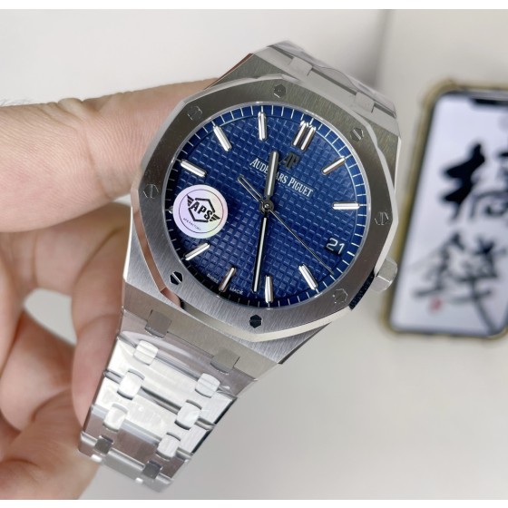 APS厂，爱彼15500皇家橡树系列，规格：41毫米，搭载4302一体机芯，实拍图