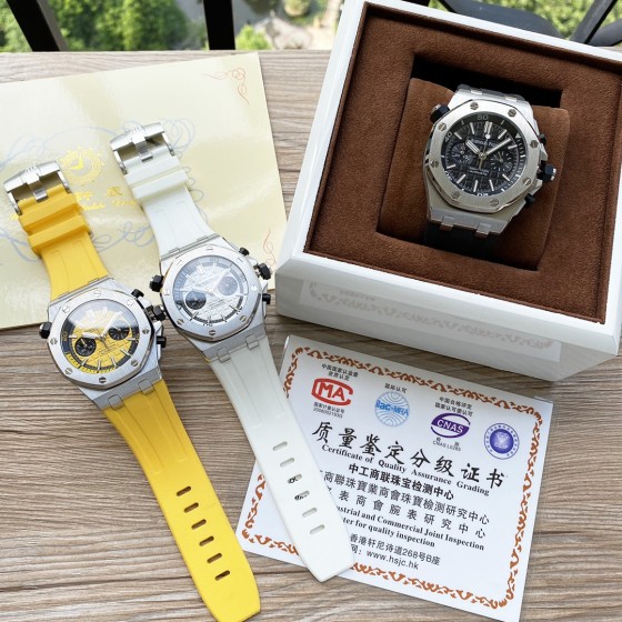 同价380。AP爱彼 皇家橡树系列水果腕表 型号：26703 直径：42mm 超强夜光       