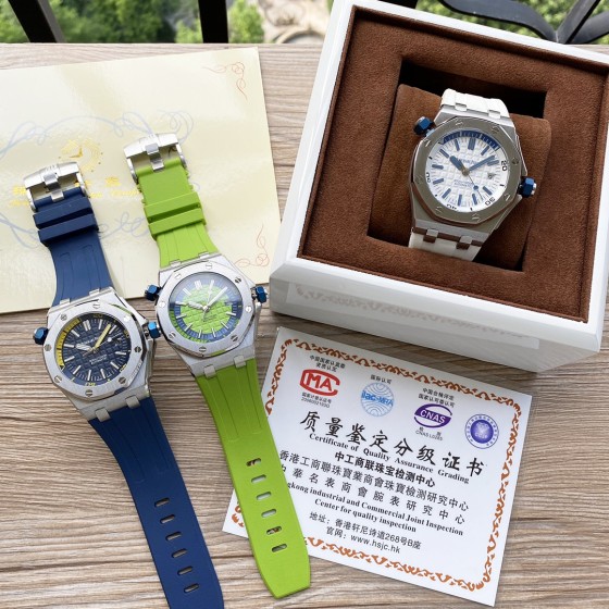 白壳380，金壳400，透底+10。AP_爱彼 皇家橡树15703系列
升级官网原装壳套皇家橡树离