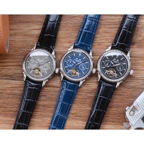 白皮520，金皮540
白钢530，金钢550，
男人挚爱   多功能腕表
【最新】：百达翡丽