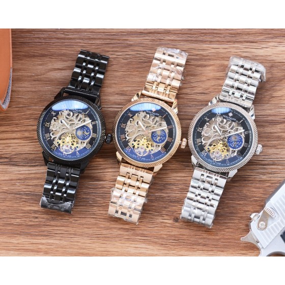 520
男人挚爱   镂空腕表
【最新】：百达翡丽最佳设计独家首发
【类型】：精品男士腕表
