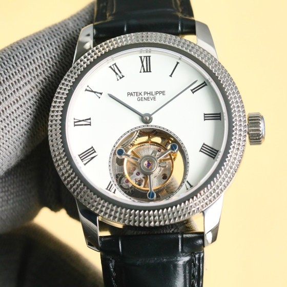 光圈统一4000
钻圈统一4200
台湾厂新品[烟花][烟花][烟花]2024年钟表与奇迹百达翡