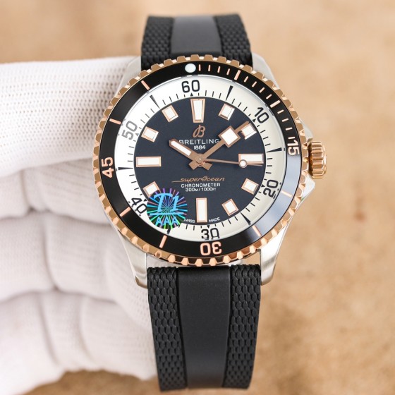 统一1650
GR出品百年灵超级海洋系列42mm腕表。
1：潜水表既要满足清读时，更要操作便捷。