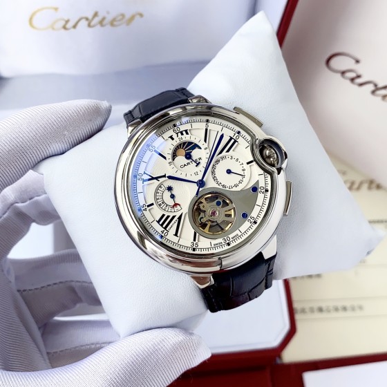 白壳550，玫瑰金570，钢带+30。【经典百搭 时尚热卖】卡地亚-Cartier  男士腕表 全自