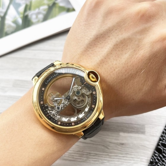 皮带520 钢带550
蓝气球系列 震撼上市
【最新】：卡地亚 镂空设计
【类型】：精品男士腕