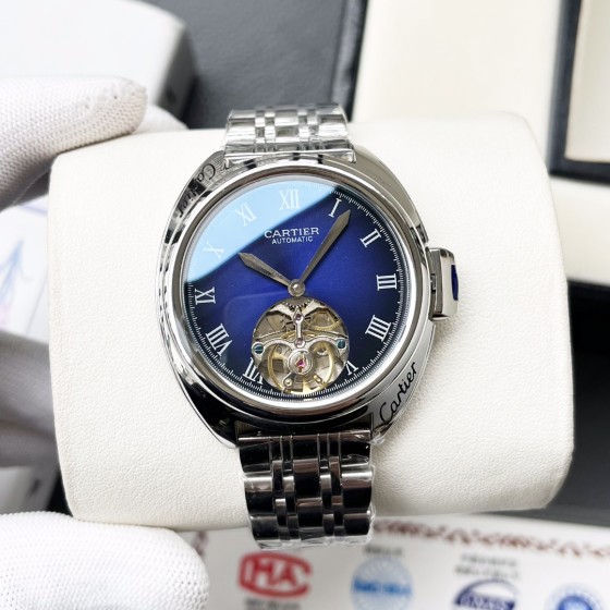 皮带550 钢带570
蓝气球系列 震撼上市
【最新】：卡地亚 大飞轮设计
【类型】：精品男士