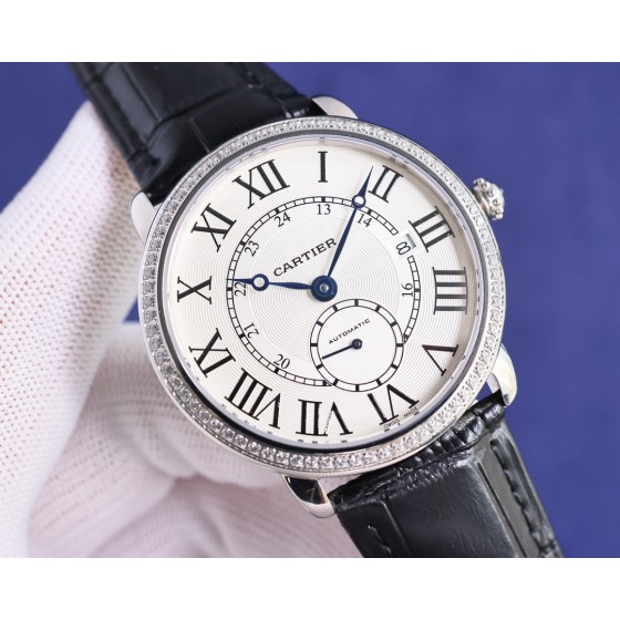 大气上档次 : 
台湾厂出品，精品复刻，敬请品鉴。
TW 推出卡地亚伦敦系列 RONDE DE 