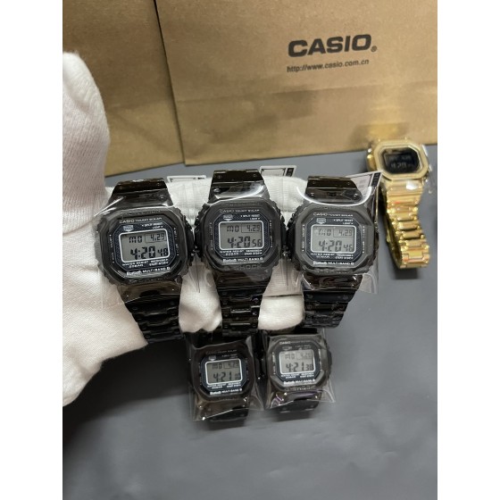 限量款小方砖限量全金属
型号：GM-B5000
功能：太阳能，秒表（精确到1/1000秒）世界时