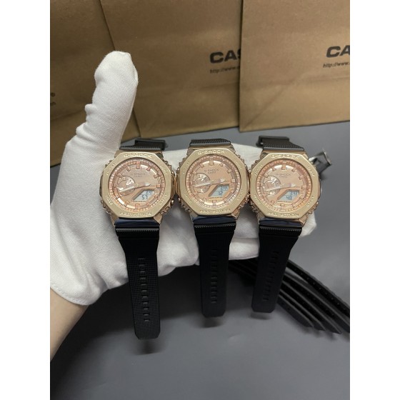 农家橡树八角形限量
型号：GM-2100
功能：太阳能、秒表（精确到1/1000秒）世界时间，倒