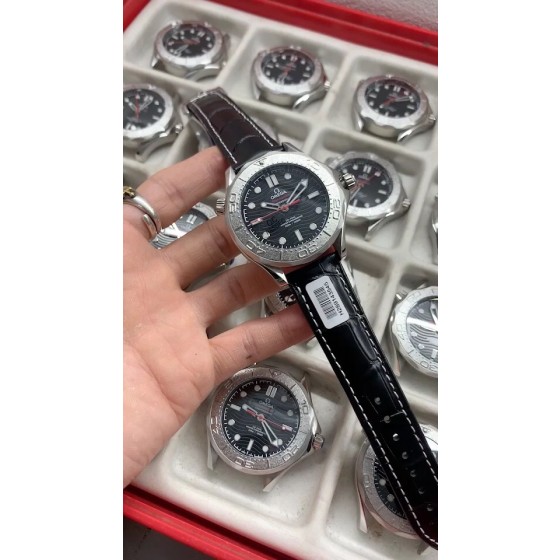 『新表』OMEGA 推出 Seamaster Diver 300M Nekton Edition 潜