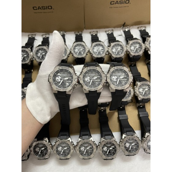 新款海神钢铁之心限量款
型号：GST-B400
功能：秒表（精确到1/1000秒）世界时间，倒计