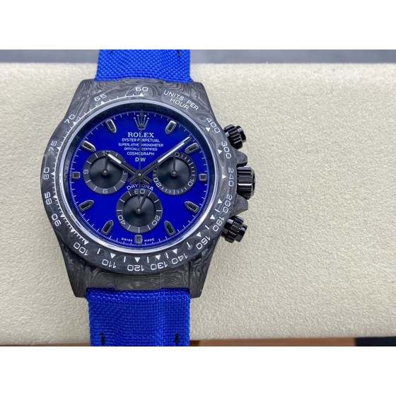 2023年新品，超级碳纤维Diw定制版 4130宇宙计时迪通拿系列  腕表直径为40MM，和普通的迪