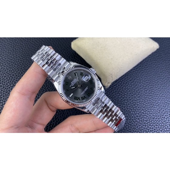 VS新款：3235机芯36日志型DJ 
VS3225机芯，唯一72动能储存版本。而且质量稳定，几乎