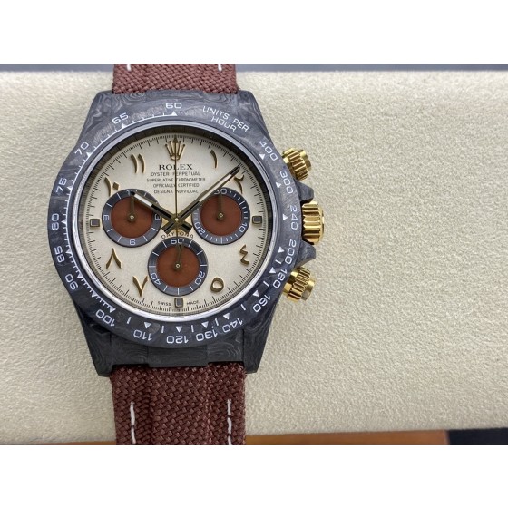 2023年新品，超级碳纤维Diw定制版 4130宇宙计时迪通拿系列  腕表直径为40MM，和普通的迪