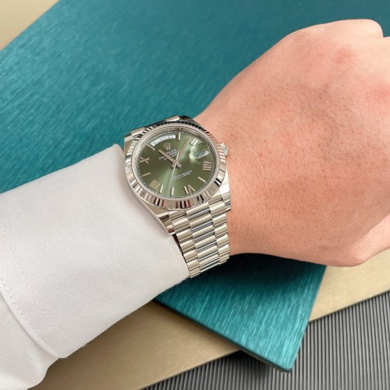 EW 星期日历型 40mm