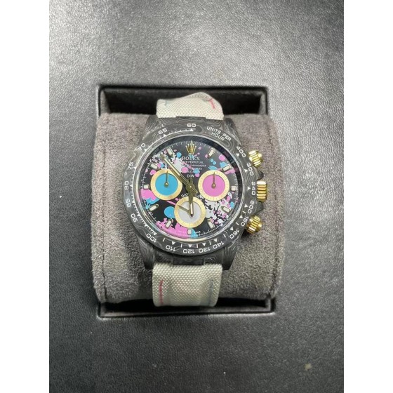 2023年新品，超级碳纤维Diw定制版 4130宇宙计时迪通拿系列  腕表直径为40MM，和普通的迪