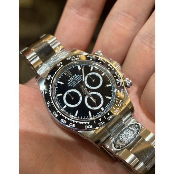 clean黑白熊猫实物拍摄