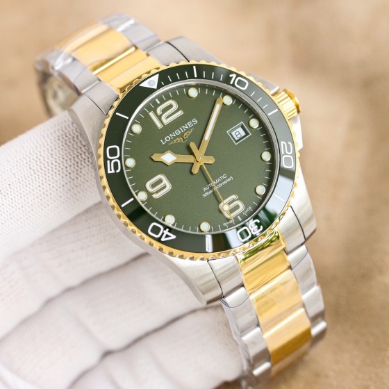 白950 金1000（41，43尺寸同价）
探寻浪琴康卡斯潜水系列的奥秘
运动优雅的浪琴康卡斯系