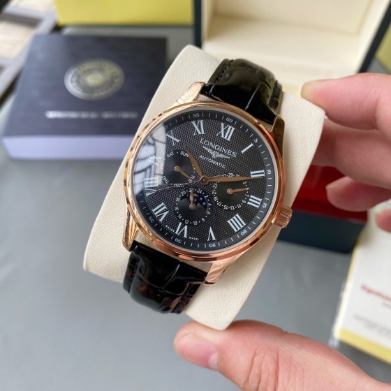 白520-金540 钢带+20。〖最新首发〗最新力作浪琴-Longines经典复古系列，六针月相腕表