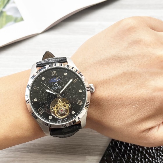 统一500
复杂时计 奢华大气
经典新品 震撼上市
【最新】：欧米加 大飞轮设计
【类型】：