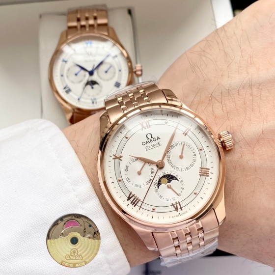 白壳520，玫瑰金540，钢带+20。 蝶飞升级多功能款 采用多功能3836机芯 品质有保证 壳身侧