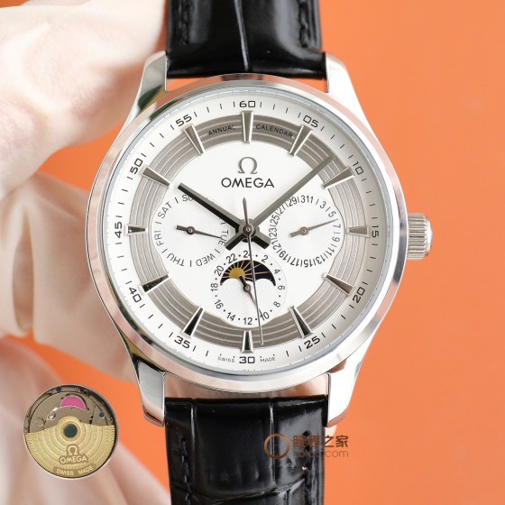 白壳520，玫瑰金540，钢带+20。 蝶飞升级多功能款 采用多功能3836机芯 品质有保证 壳身侧