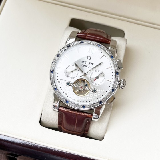 统一650。【全新设计 优雅气质】欧米茄-Omega 男士腕表 全自动机械机芯 矿物强化玻璃 316