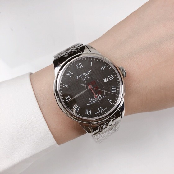 220
天梭力洛克，现货 经典罗马刻度情侣对表！火爆热卖款，经典天梭  TISSOT ，T41单历