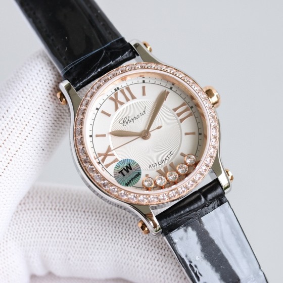 33mm：牛皮1300 金壳1350（鳄鱼皮加150）
重磅最新33MM机械版本相对市场其它品质这